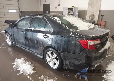 2012 Toyota Camry Se z USA, uszkodzony, nr VIN 4T1BF1FK5CU092074